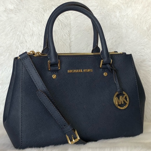 Michael Kors Handbags - 🌟Michael Kors Navy Blue Double Zip Leather Satchl